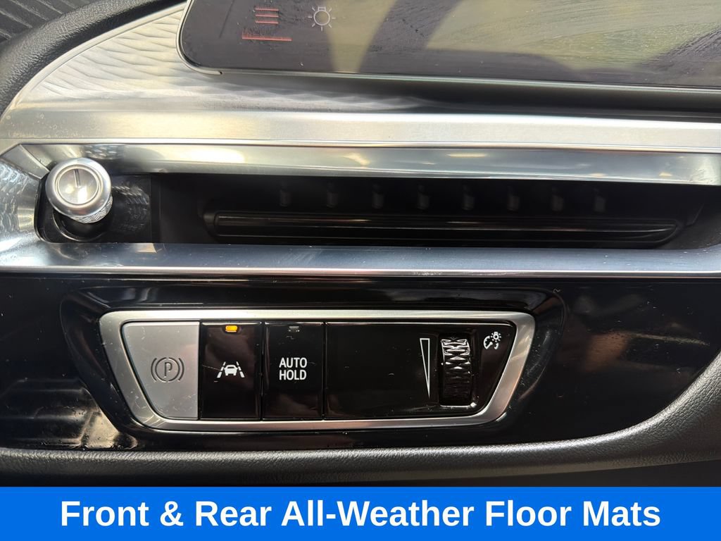 Used 2024 Cadillac Lyriq Sport AWD/4WD image 21