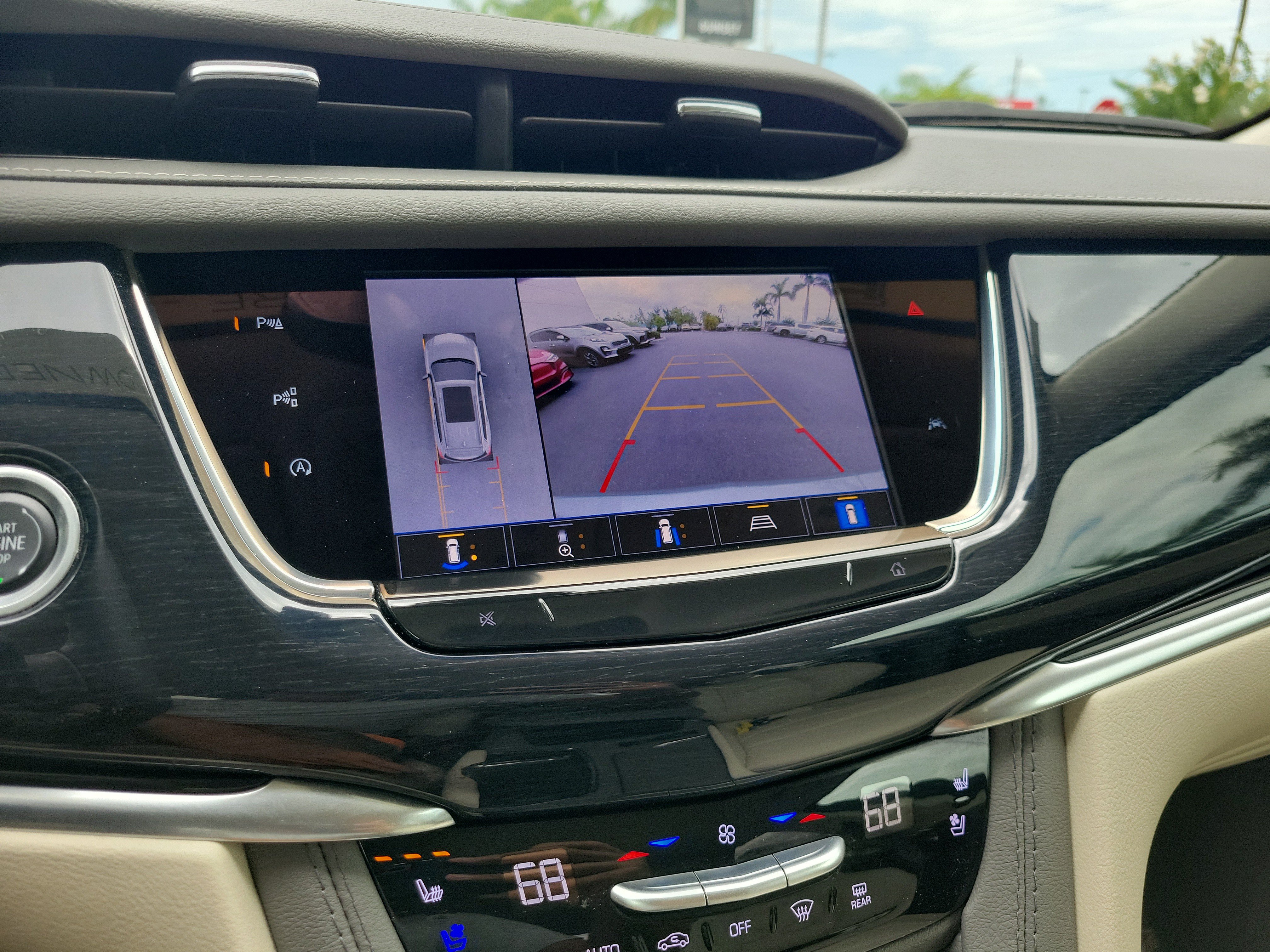 Certified 2024 Cadillac XT6 Premium Luxury w/ Technology Package FWD image 20