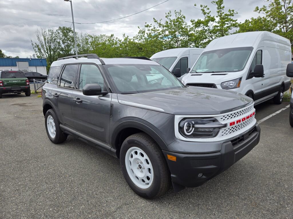 New 2025 Ford Bronco Sport Heritage w/ Convenience Package image 3