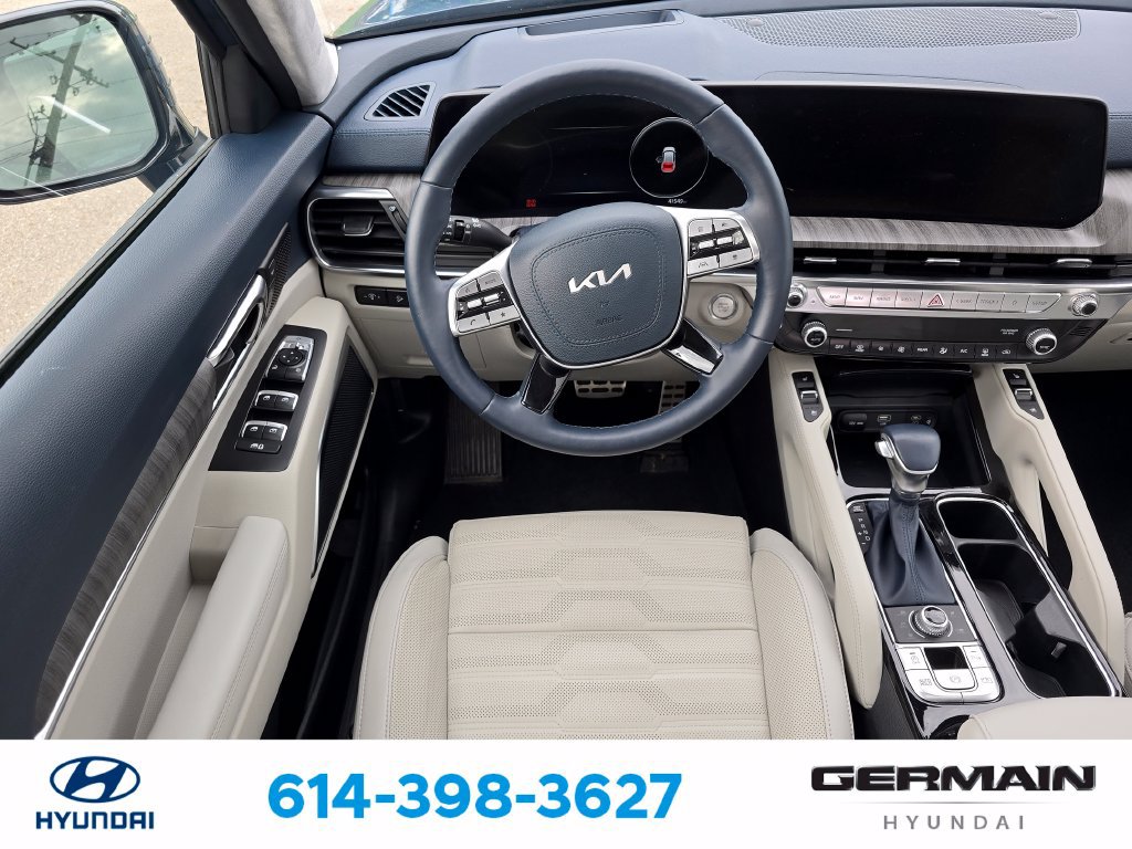 Used 2024 Kia Telluride SX Prestige w/ Towing Package AWD/4WD image 17