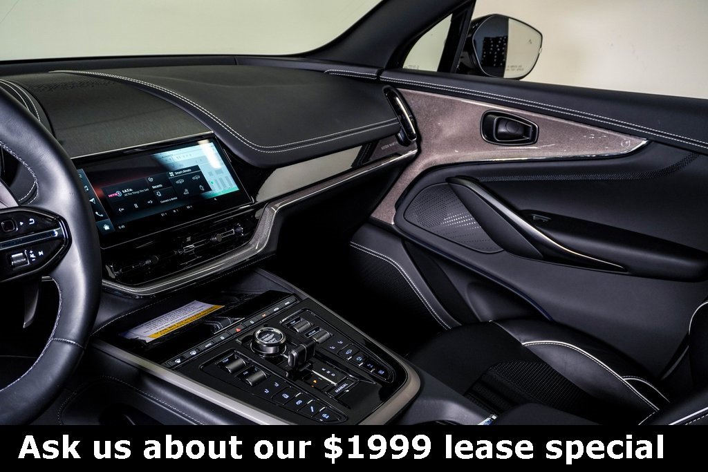 New 2025 Aston Martin DBX 707 image 24