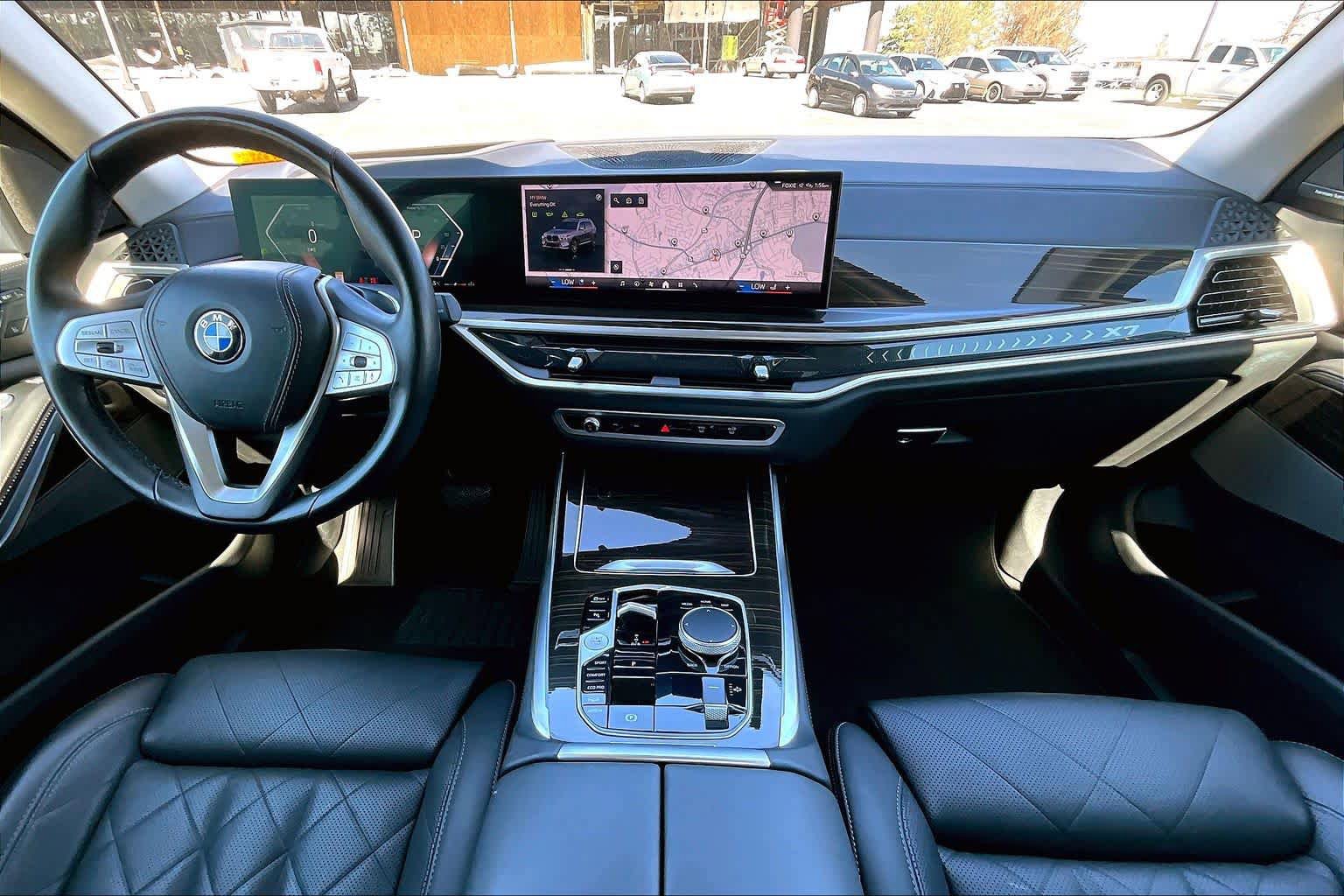 Used 2024 BMW X7 xDrive40i AWD/4WD image 16