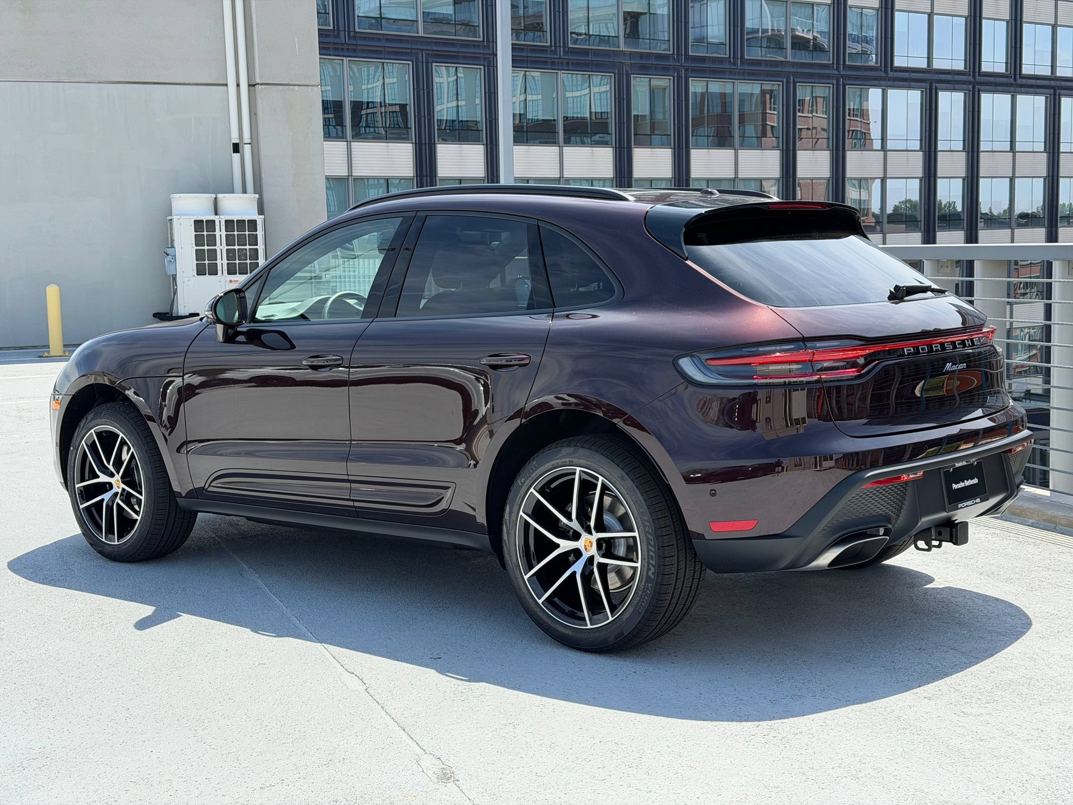 New 2026 Porsche Macan AWD/4WD image 3