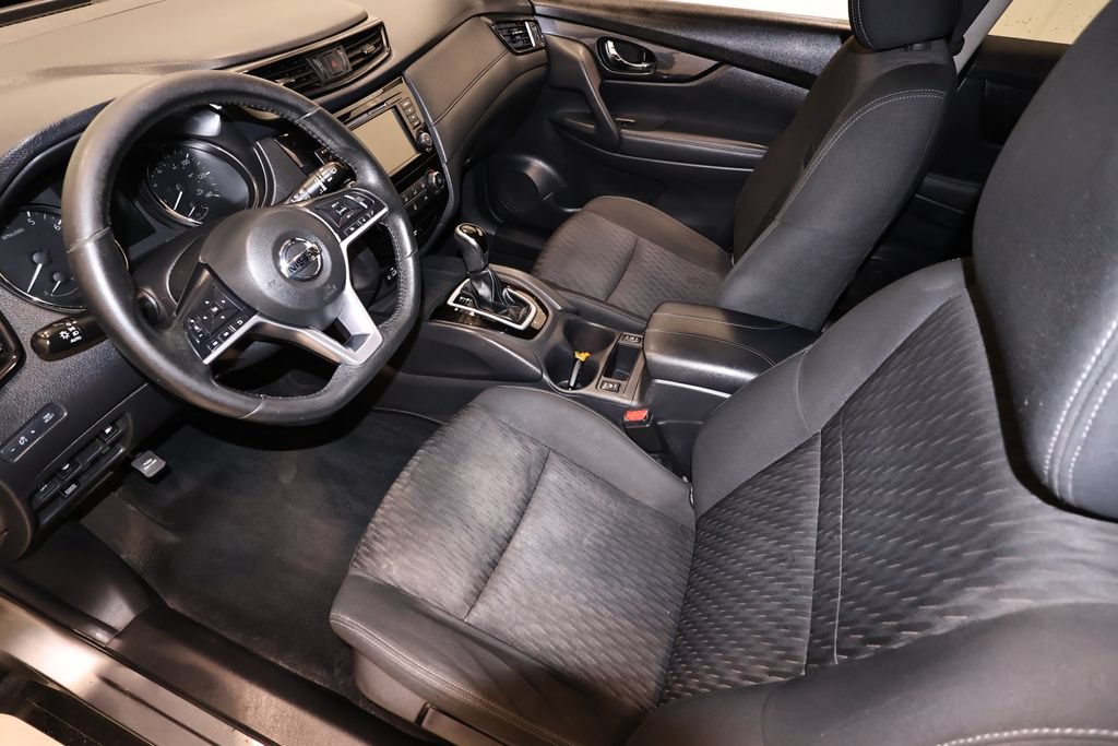 Used 2019 Nissan Rogue S w/ Special Edition Package AWD/4WD image 28