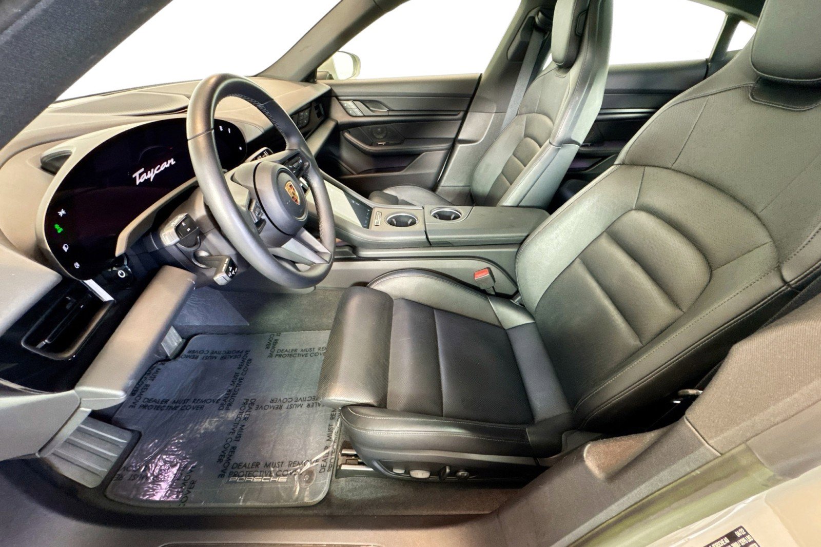 Used 2022 Porsche Taycan image 20