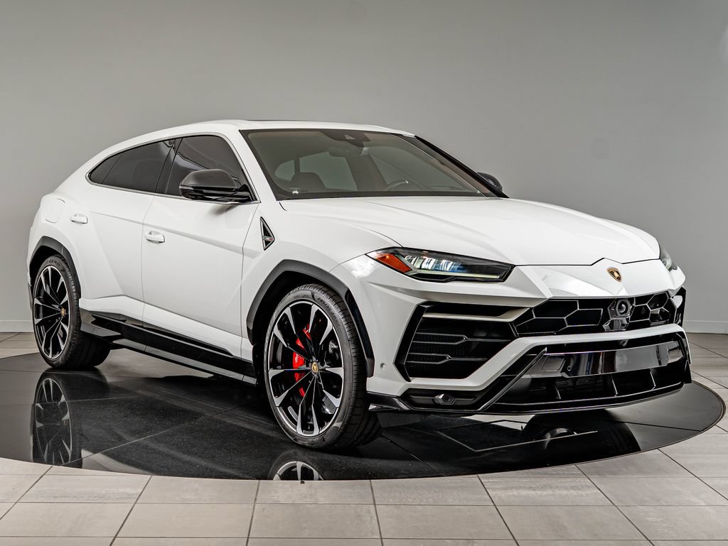 Used 2022 Lamborghini Urus AWD/4WD image 3