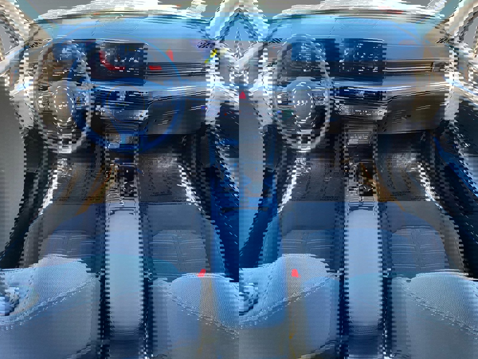 Used 2025 Kia K5 LXS image 10