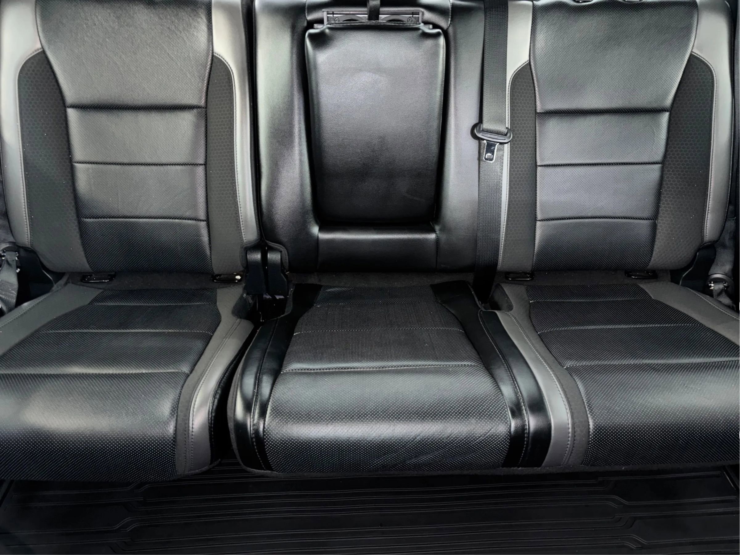 Used 2019 Ford F150 Raptor w/ Equipment Group 802A Luxury image 19