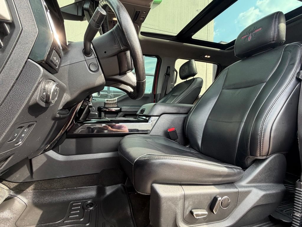 Used 2017 Ford F250 Lariat w/ Lariat Ultimate Package AWD/4WD image 6