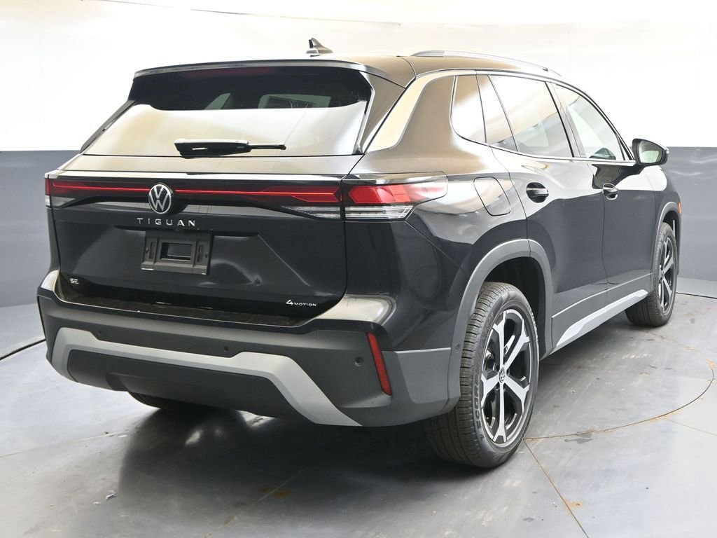 New 2026 Volkswagen Tiguan SE AWD/4WD image 5