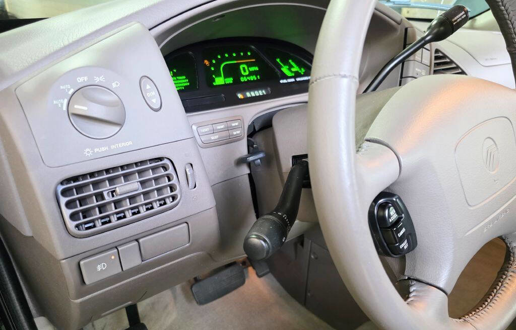 Used 2002 Mercury Villager Estate image 7