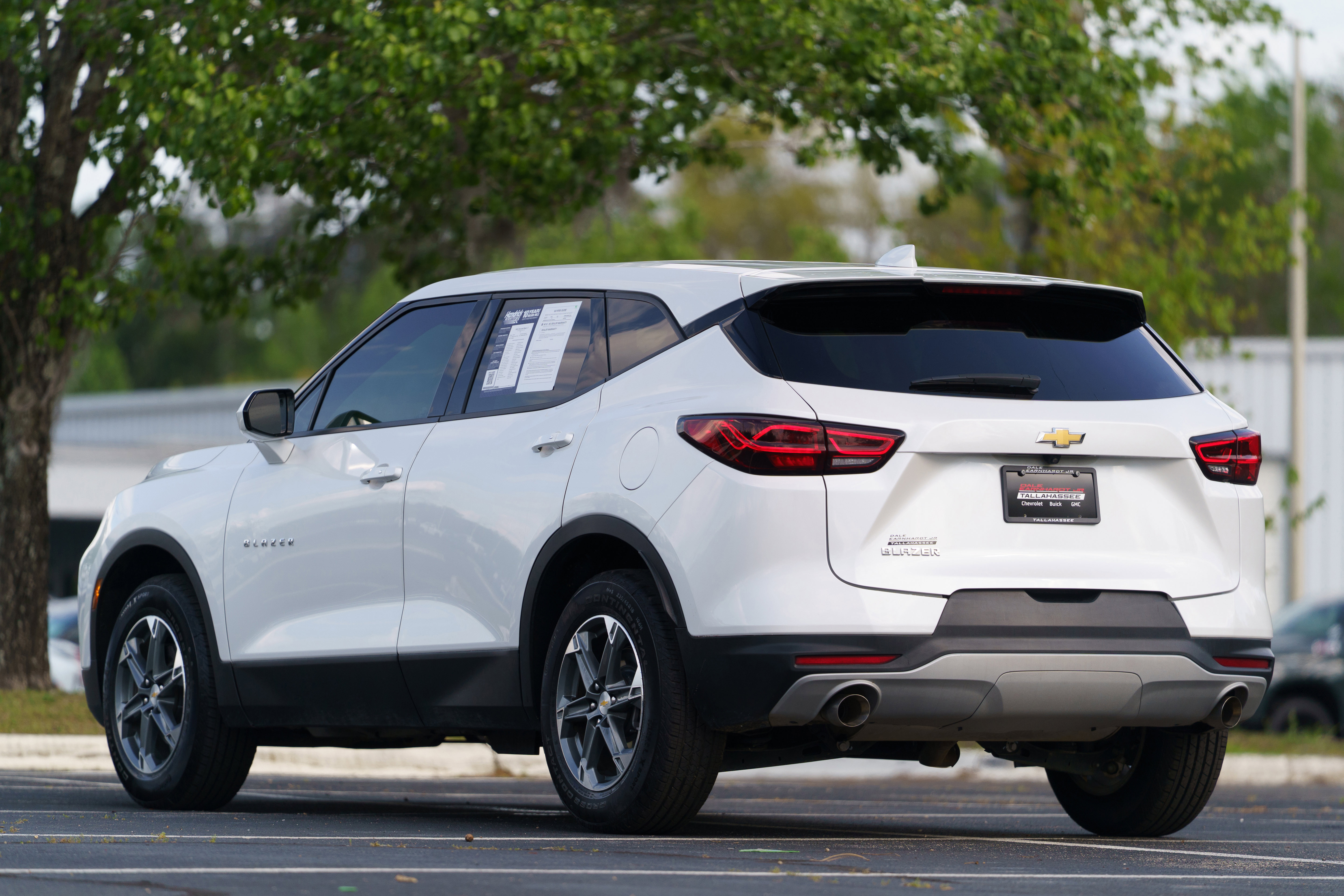 Used 2024 Chevrolet Blazer LT image 3