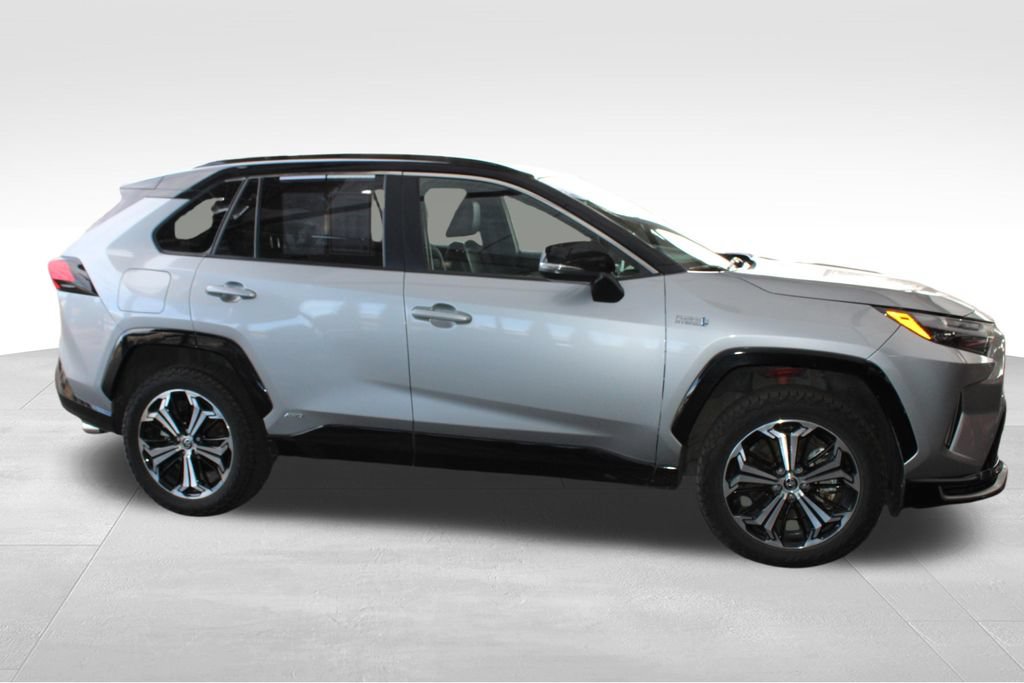 Certified 2022 Toyota RAV4 XSE w/ Weather Package AWD/4WD image 84