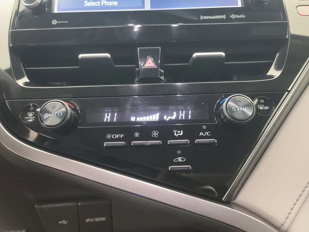 Used 2024 Toyota Camry XLE w/ Cold Weather Package image 34