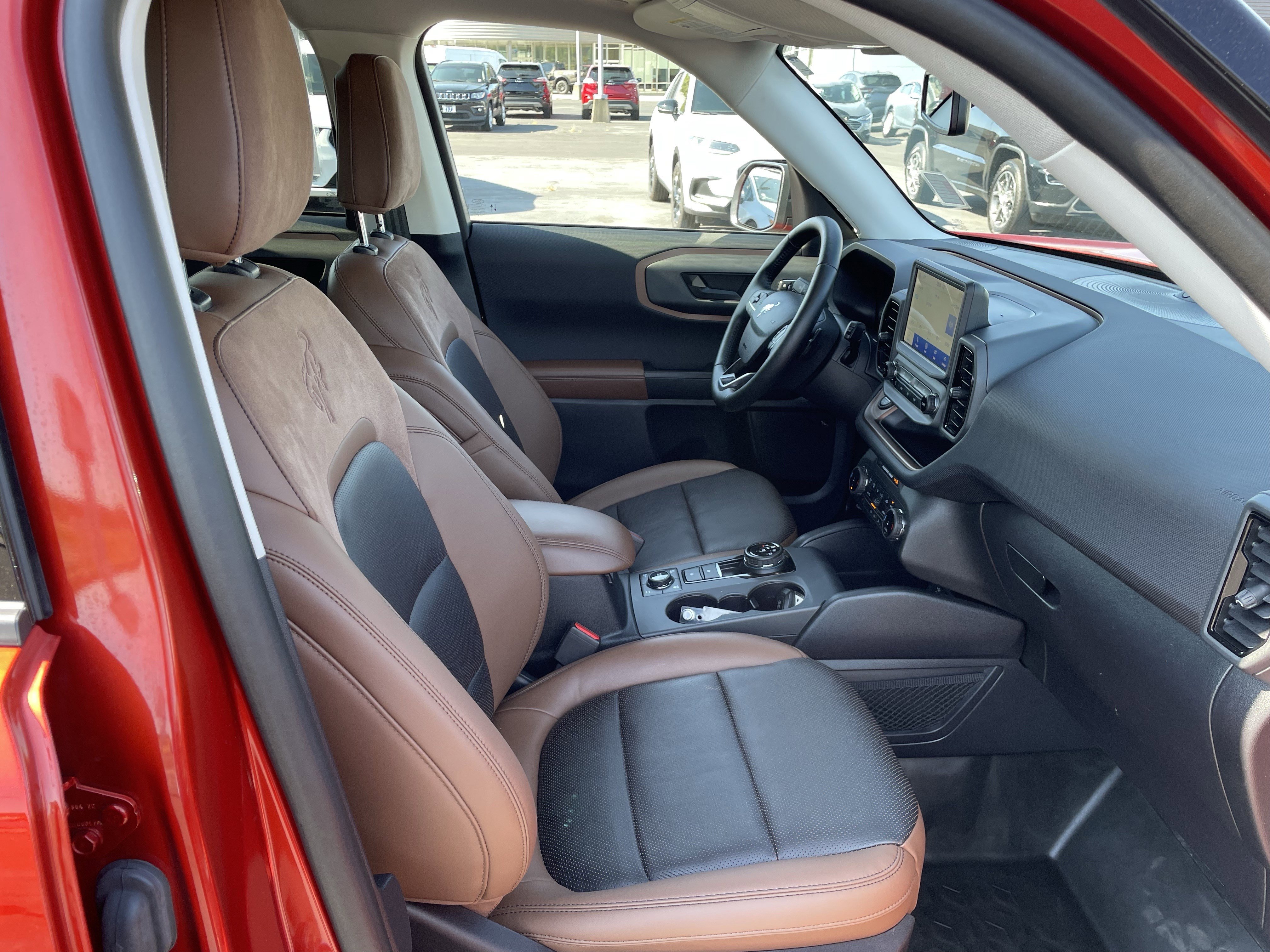 Used 2023 Ford Bronco Sport Badlands w/ Premium Package image 40