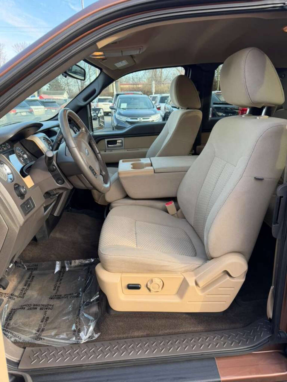 Used 2011 Ford F150 XLT w/ XLT Chrome Pkg image 10