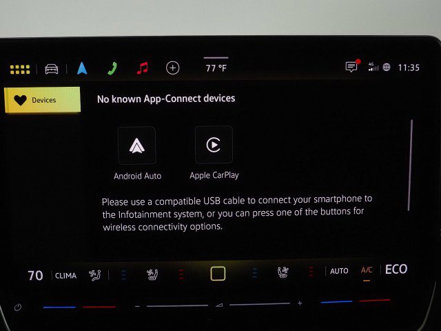 Used 2025 Volkswagen ID. Buzz Pro S image 40