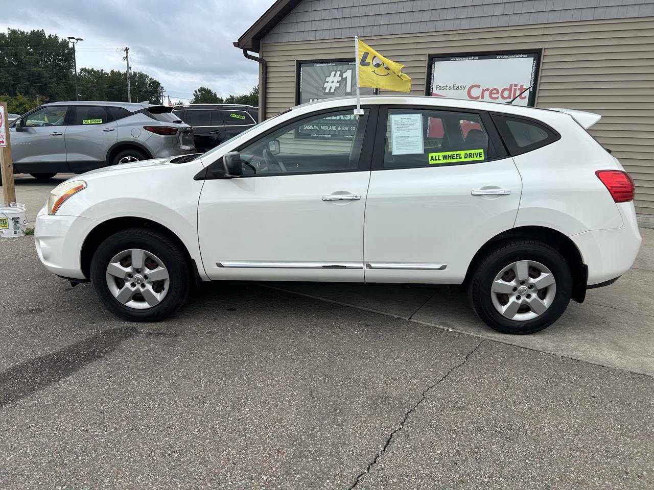Used 2013 Nissan Rogue S AWD/4WD image 8