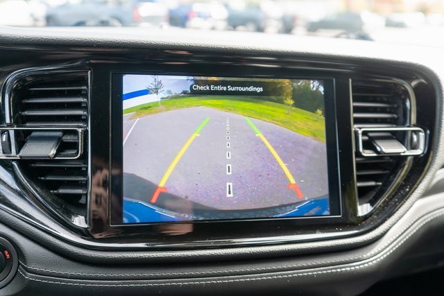 Used 2022 Dodge Durango GT image 25