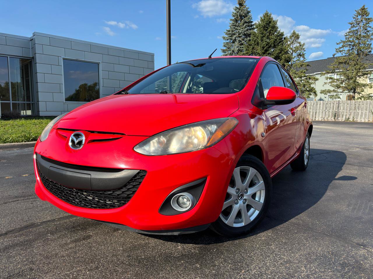 Used 2013 MAZDA MAZDA2 Touring FWD image 2
