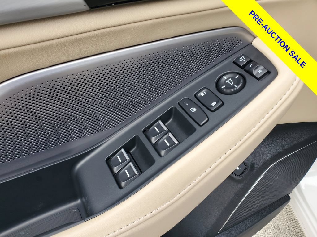 Certified 2025 Acura MDX w/ Technology Package FWD image 22