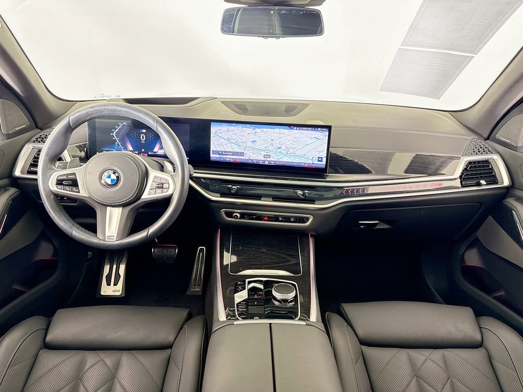 Used 2024 BMW X5 sDrive40i w/ M Sport Package image 9