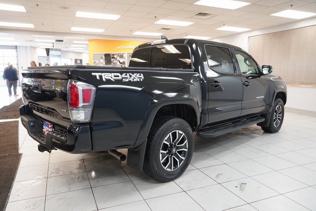 Used 2023 Toyota Tacoma TRD Sport image 14