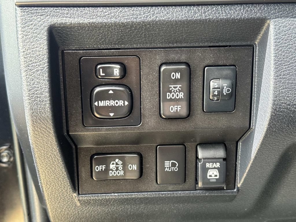 Used 2019 Toyota Tundra TRD Pro AWD/4WD image 23