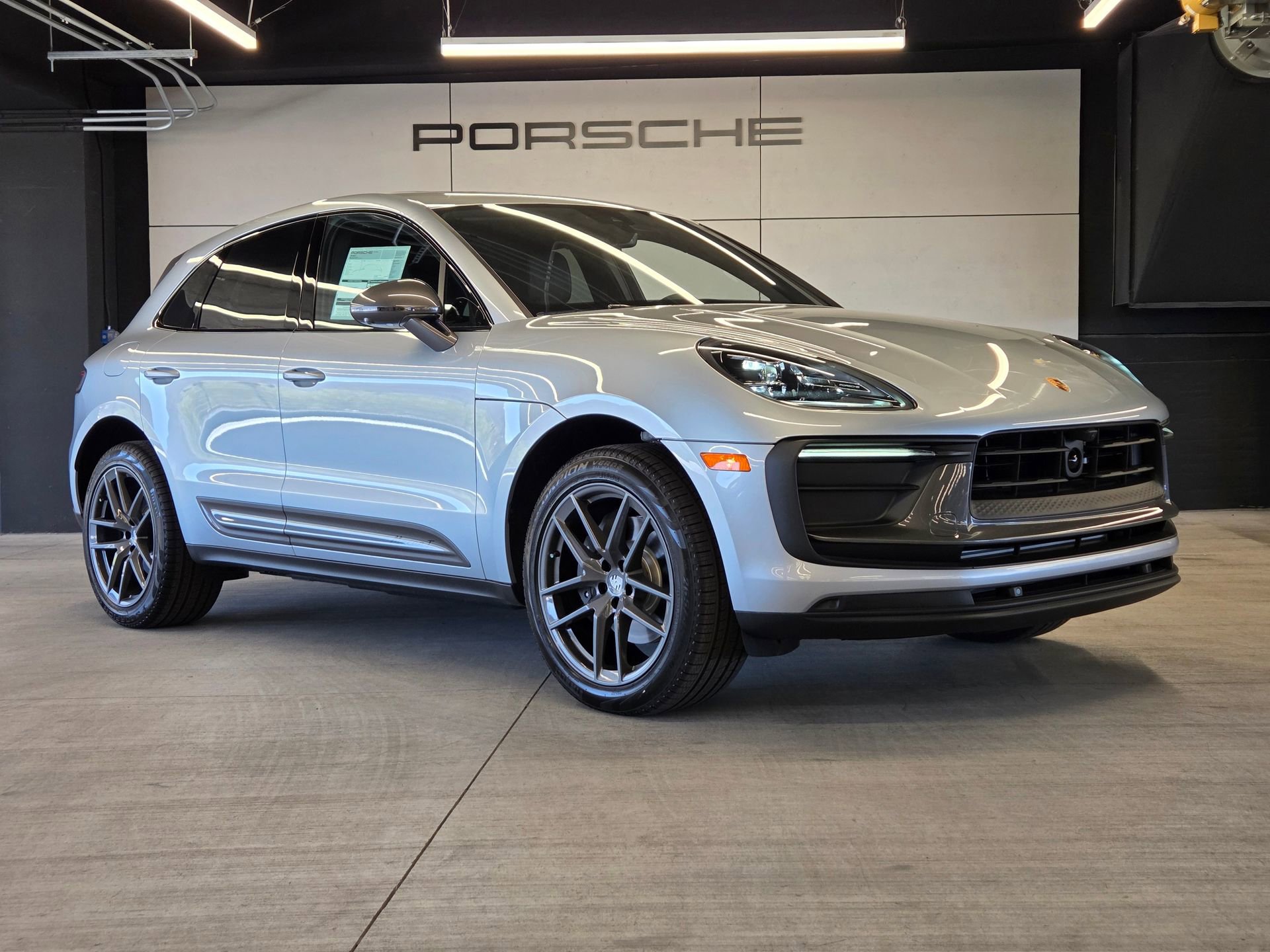 New 2026 Porsche Macan Turbo AWD/4WD image 28
