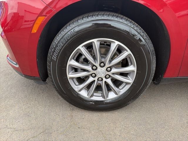 Used 2022 Buick Enclave Premium AWD/4WD image 31