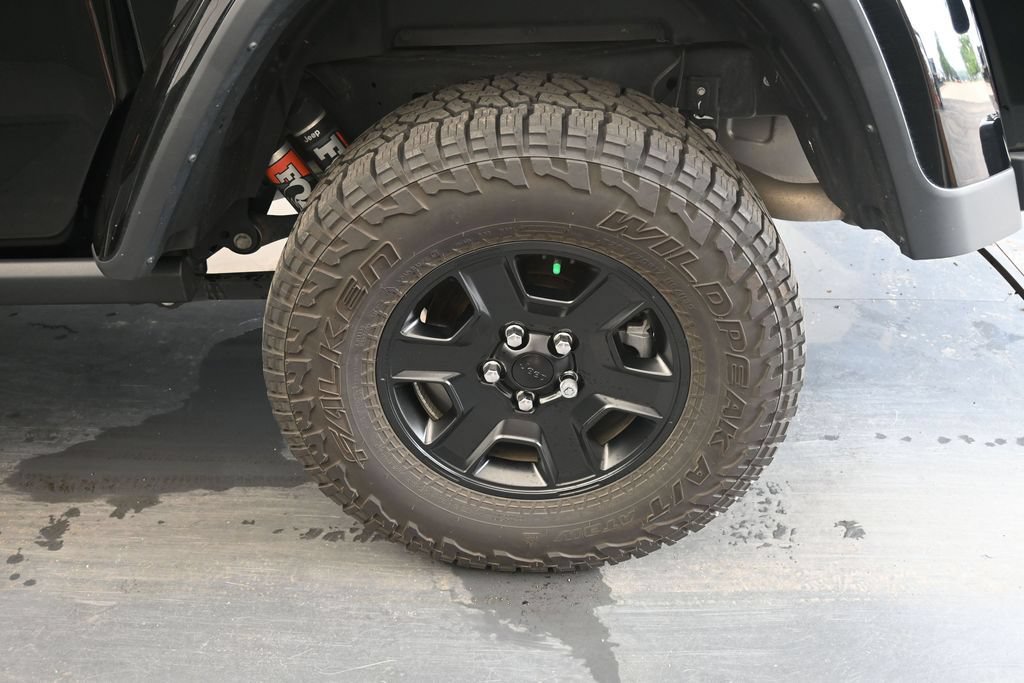 Used 2022 Jeep Gladiator Mojave w/ Cold Weather Group AWD/4WD image 12