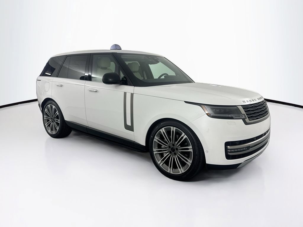New 2026 Land Rover Range Rover SE image 3