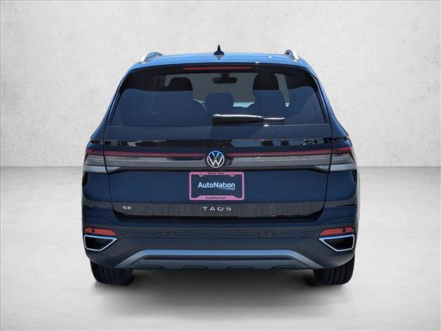 New 2026 Volkswagen Taos SE FWD image 6