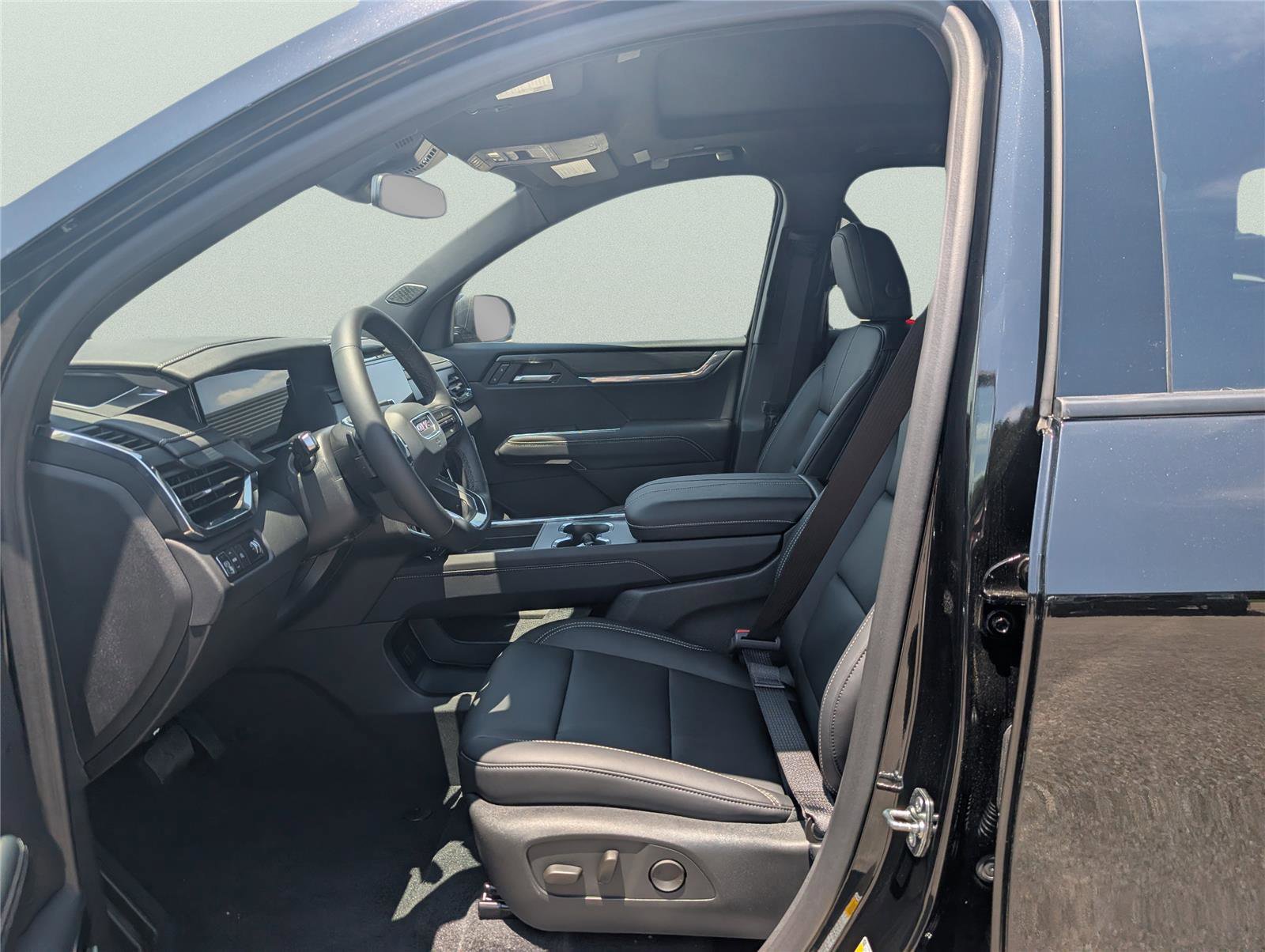 New 2025 GMC Acadia Elevation w/ Elevation Premium Package image 12