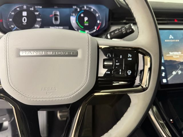 Used 2025 Land Rover Range Rover Sport Dynamic SE AWD/4WD image 18