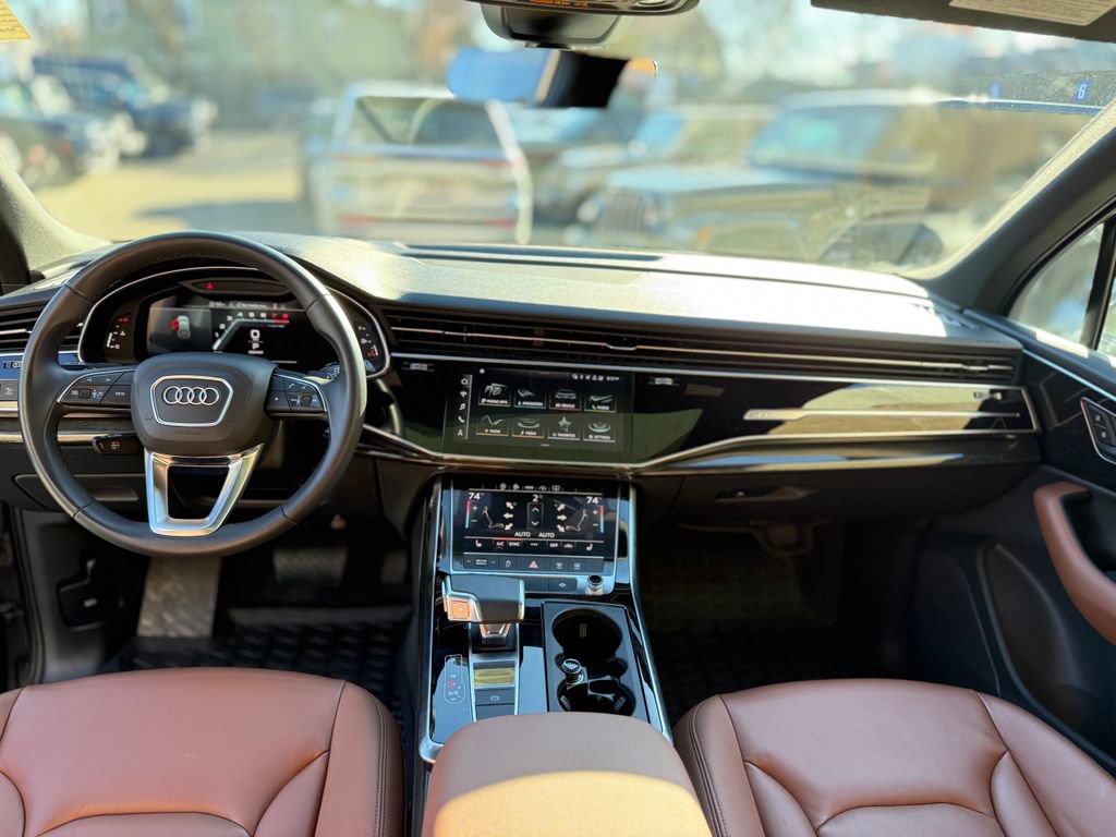 Used 2022 Audi Q7 2.0T Premium image 21