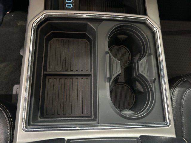 Used 2017 Ford F250 Lariat w/ Chrome Package image 14