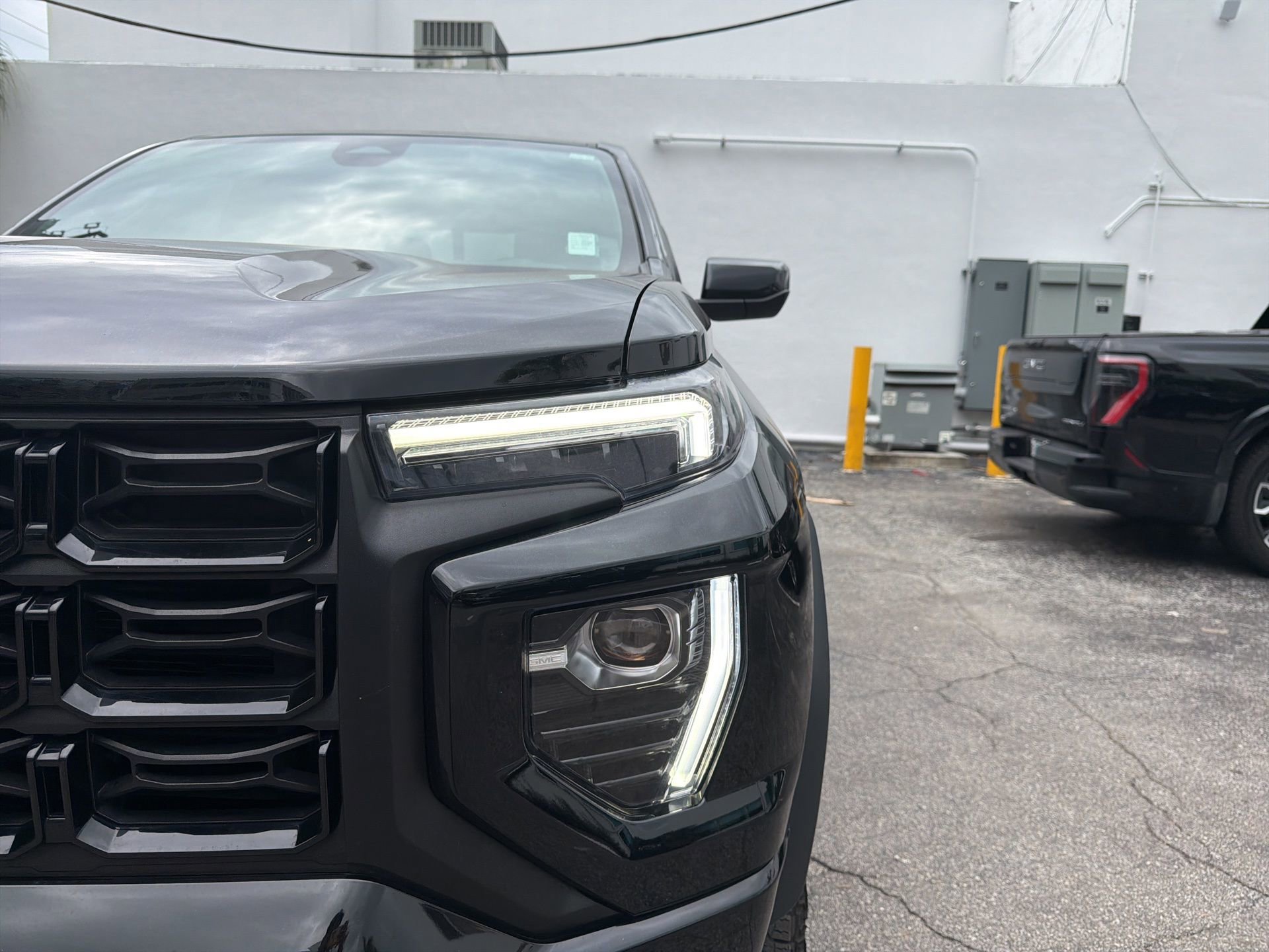 Used 2023 GMC Canyon Elevation w/ Convenience Package RWD image 7