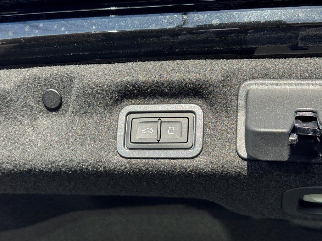 New 2026 Audi A6 Prestige image 16