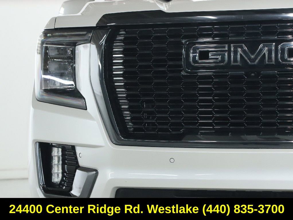 Used 2024 GMC Yukon Denali Ultimate AWD/4WD image 7