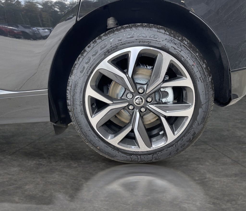 Used 2024 Jaguar I-PACE R-Dynamic HSE image 26