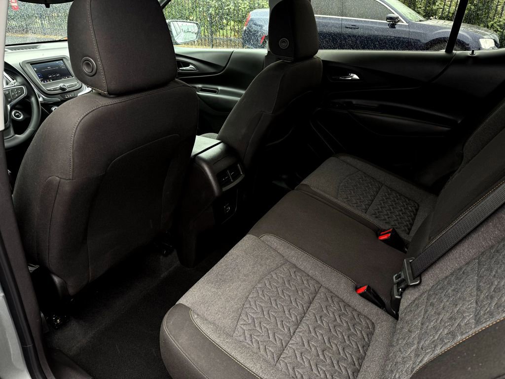 Used 2023 Chevrolet Equinox LT image 24