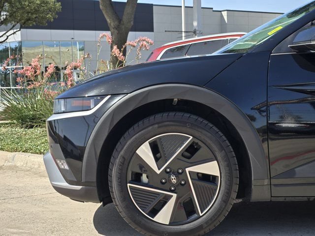 Certified 2025 Hyundai Ioniq 5 SE RWD image 10
