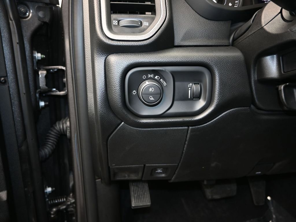 New 2026 RAM 3500 Tradesman AWD/4WD image 12