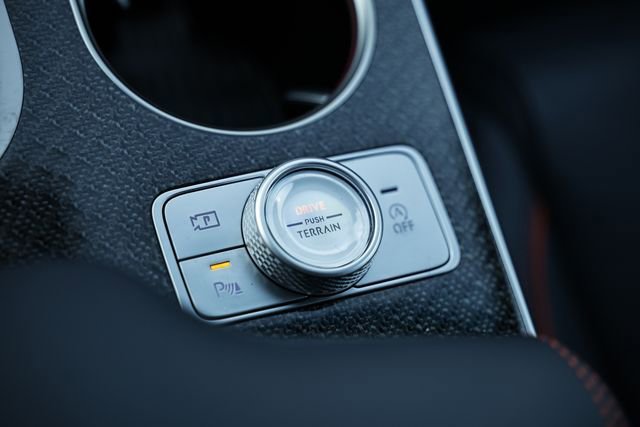 New 2026 Genesis GV80 3.5T e-SC image 41