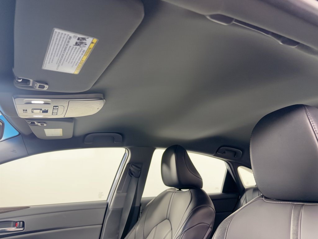 Used 2022 Toyota Avalon XLE FWD image 27