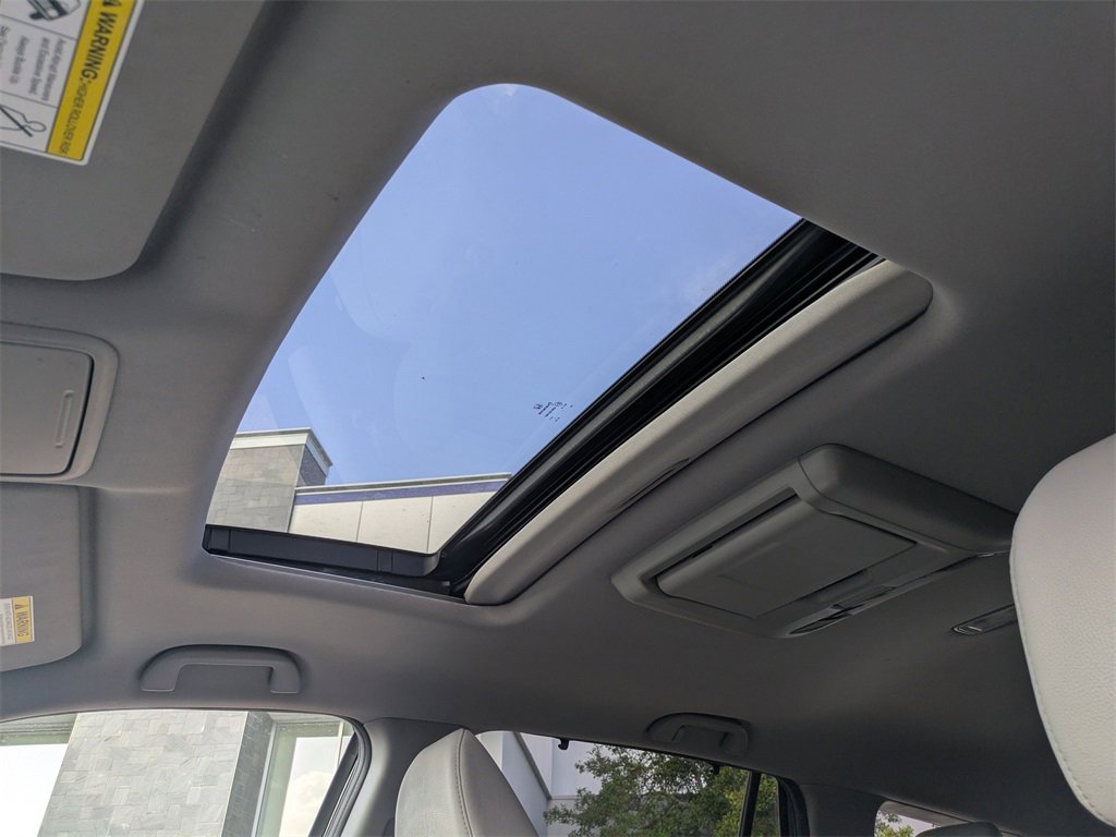 Used 2017 Honda Pilot Touring image 24