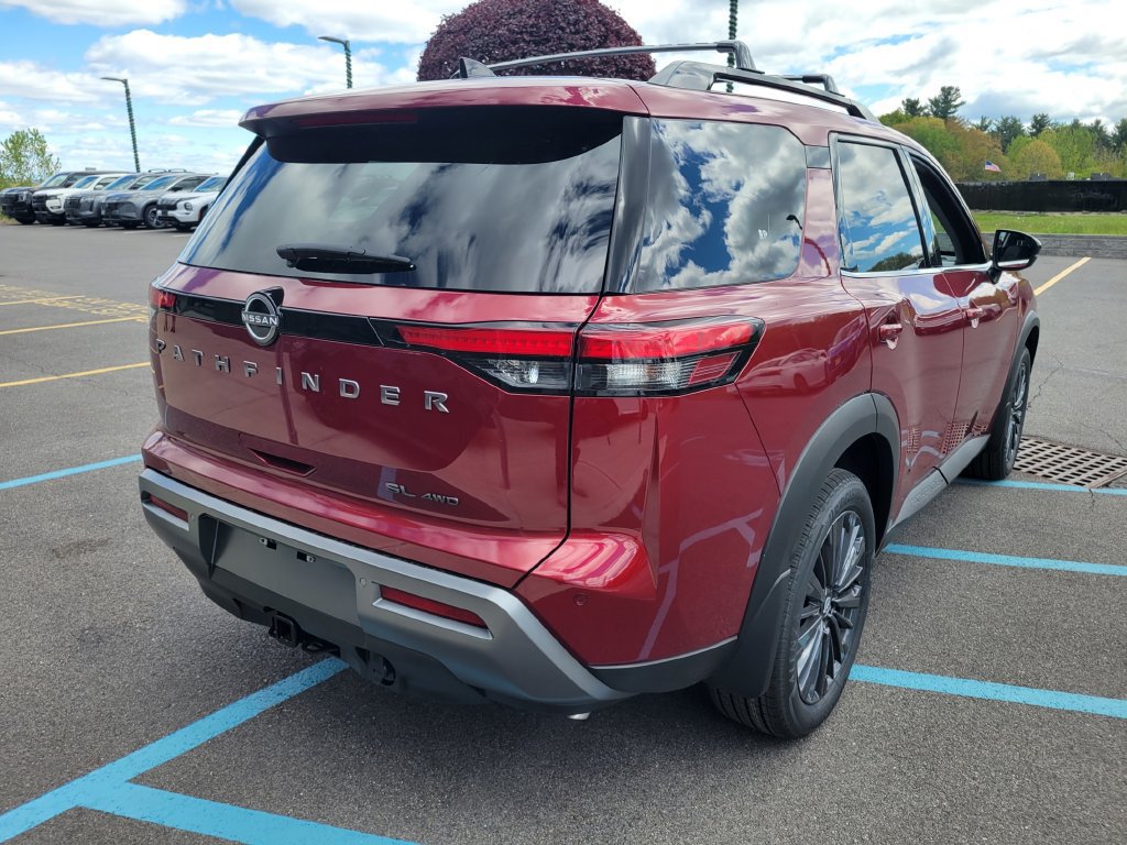 New 2026 Nissan Pathfinder SL w/ SL Premium Package AWD/4WD image 3