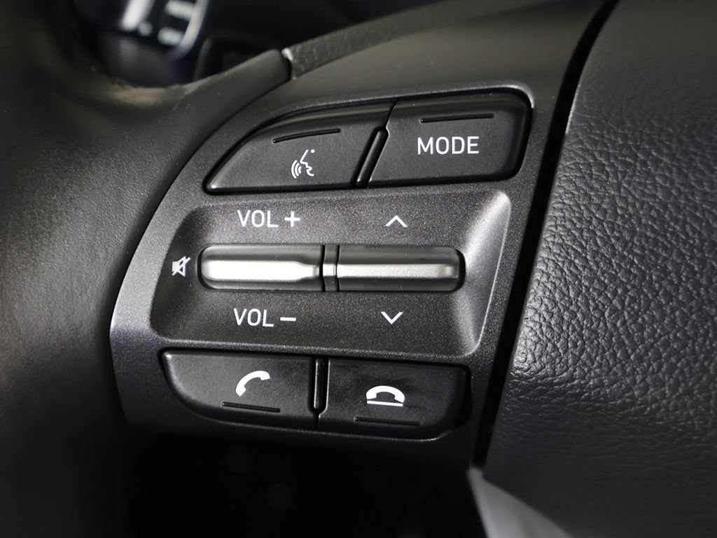 Used 2021 Hyundai Kona Limited FWD image 42