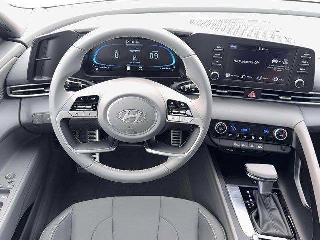New 2026 Hyundai Elantra Sport FWD image 17